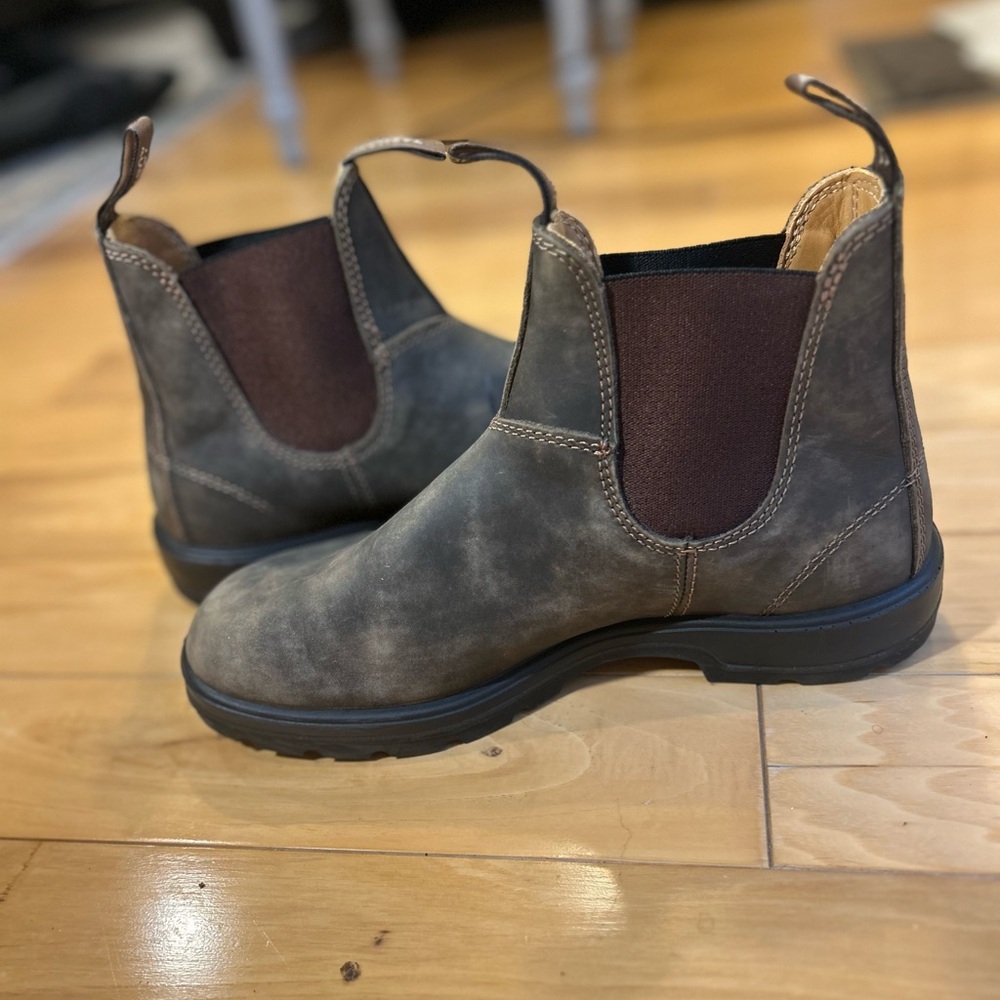 Blundstone Men's CLASSIC  Brown Leather Chelsea Boots - Picture 15 of 15